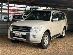 ميتسوبيشي باجيرو